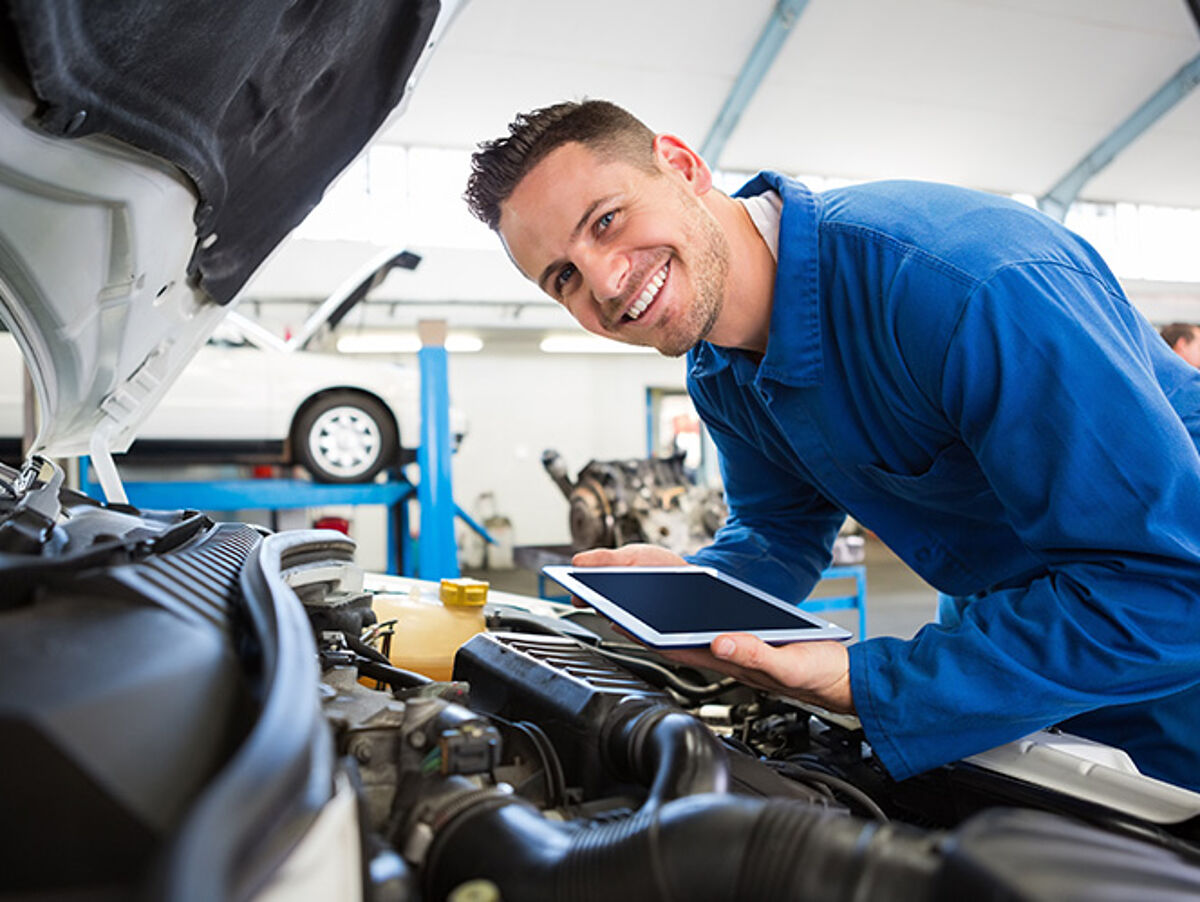 Diagnose & Einstellung von Ford- & ŠKODA Assistenzsystemen